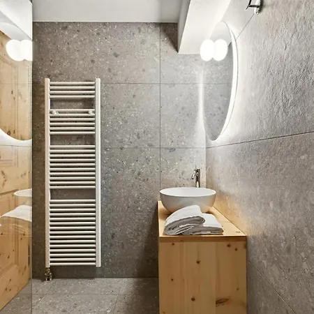 아파트 Luxury Monolocale Dorf Via Stredas 세인트모리츠